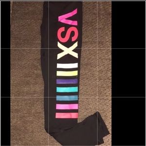 Victoria Secret Knockout leggings size medium